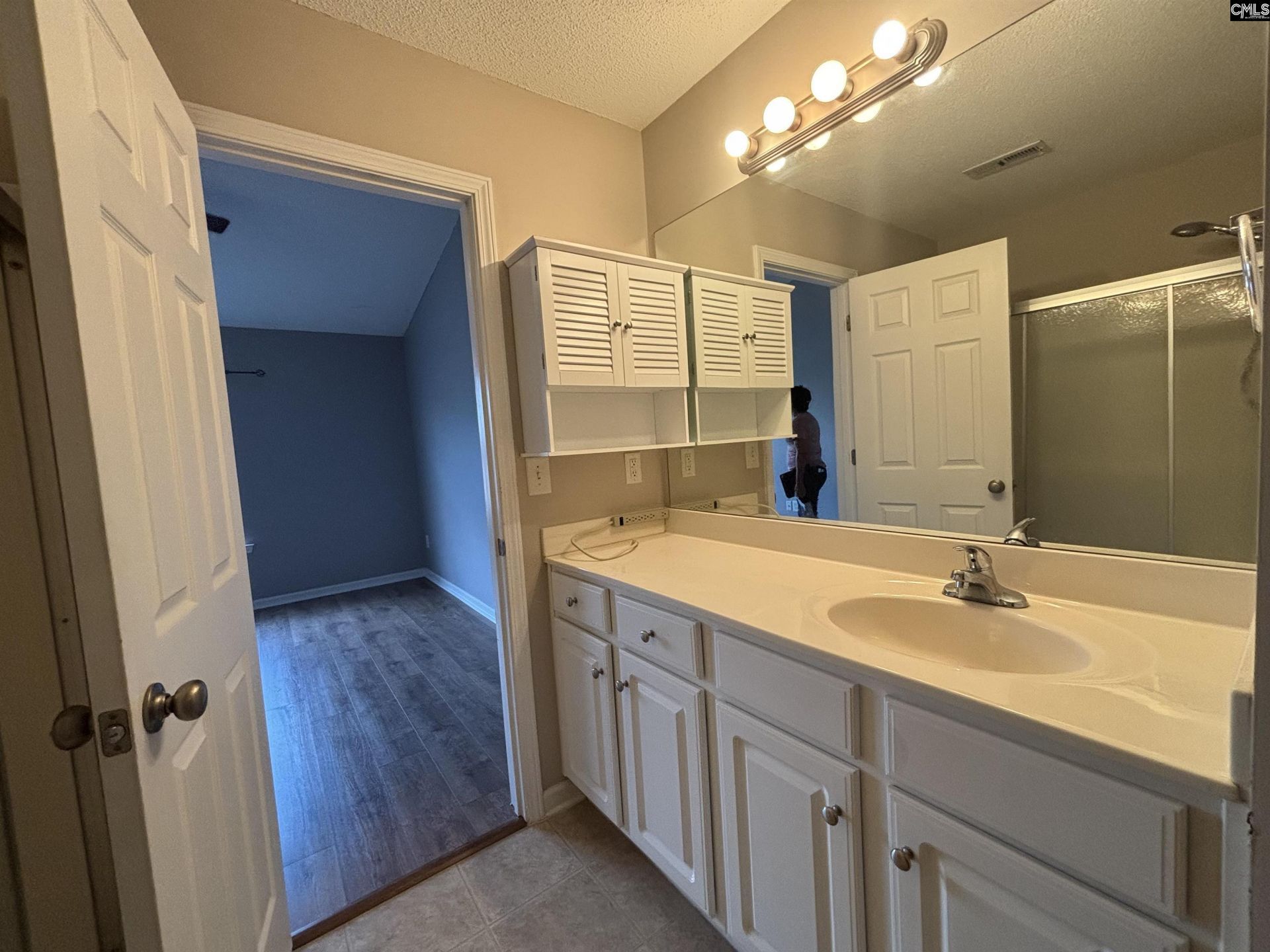 54 Monmouth Court Photo 22