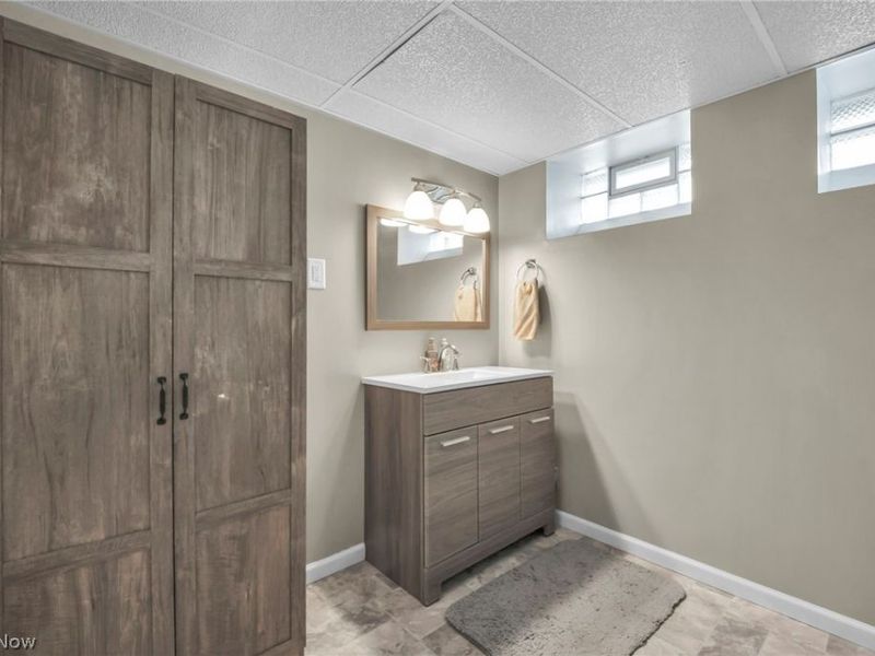 28815 Alton Road, Wickliffe, OH 44092 Photo 19