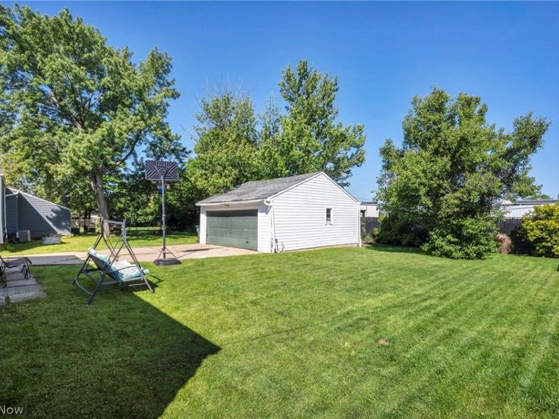 28815 Alton Road, Wickliffe, OH 44092 Photo 22