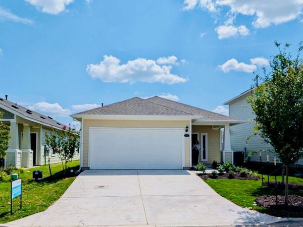 117 Huckleberry LN, Elgin, TX 78621