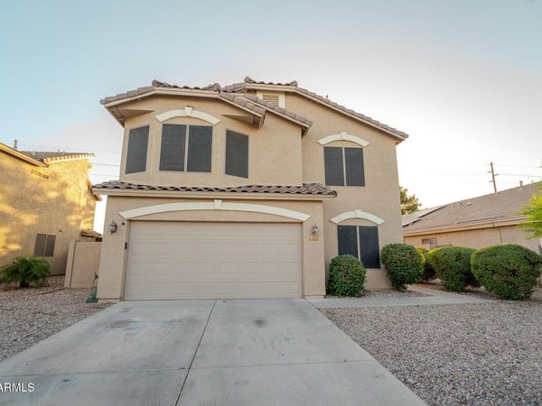 1492 N SADDLE Street N, Gilbert, AZ 85233