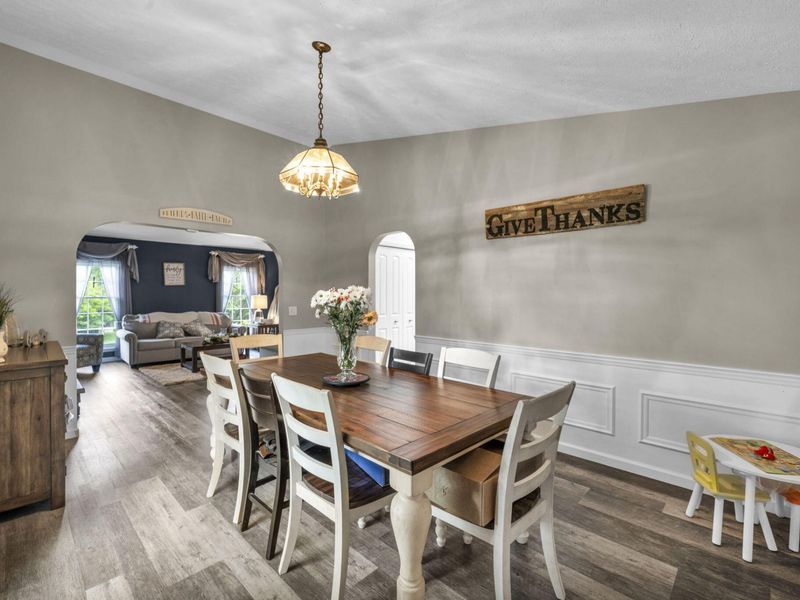 141 Camelot Drive, Urbana, OH 43078 Photo 15