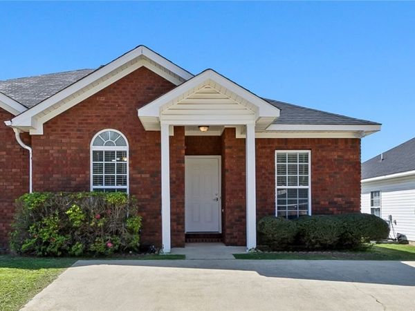 6402 Covington Villas Drive , Tuscaloosa, AL 35405