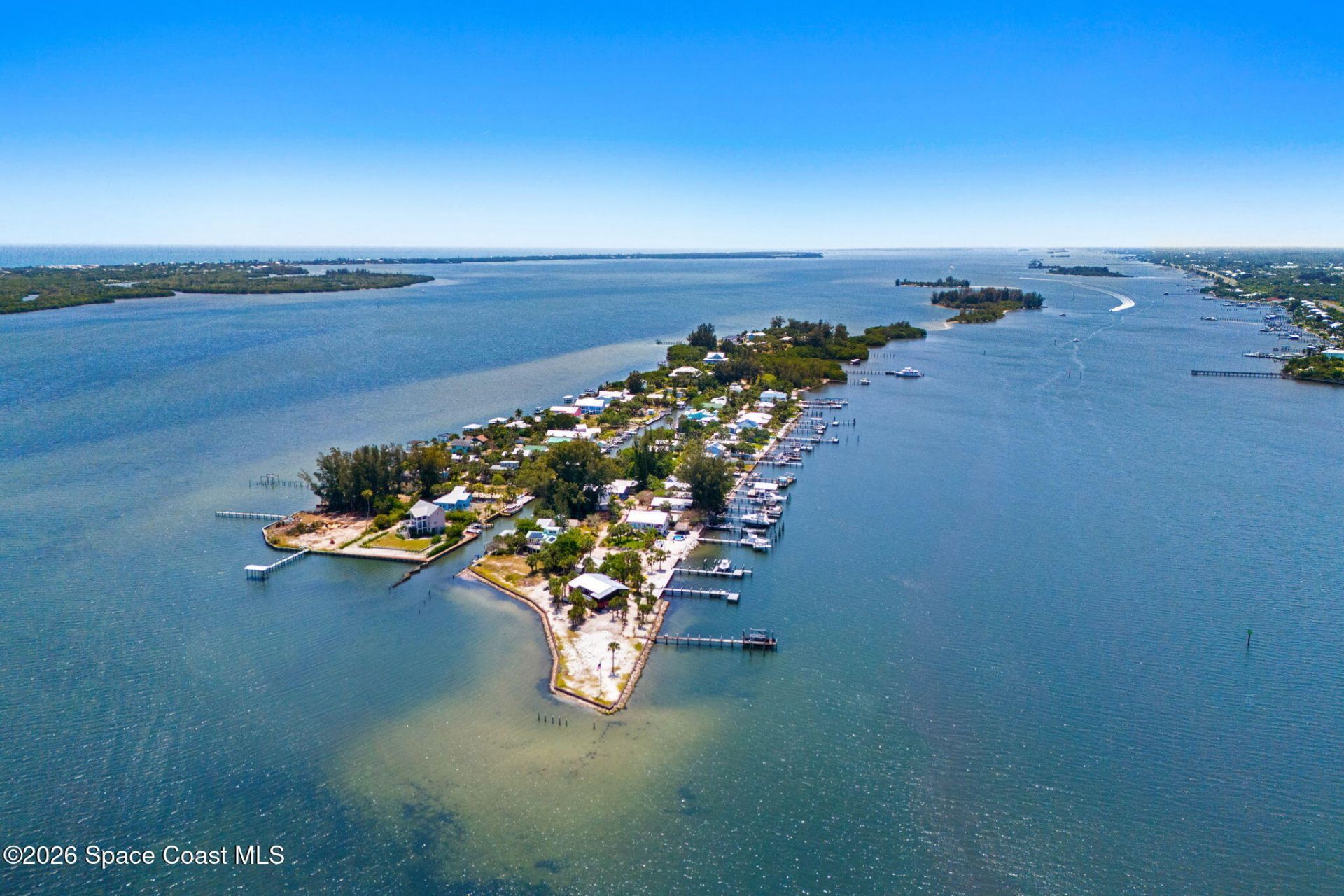 25 Vip Island, Unit B, Grant-valkaria, FL 32949 Photo