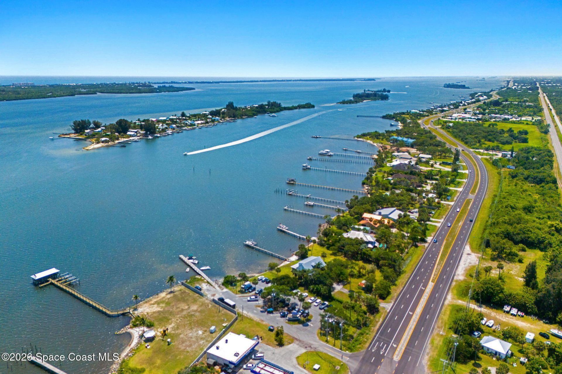 25 Vip Island, Unit B, Grant-valkaria, FL 32949 Photo