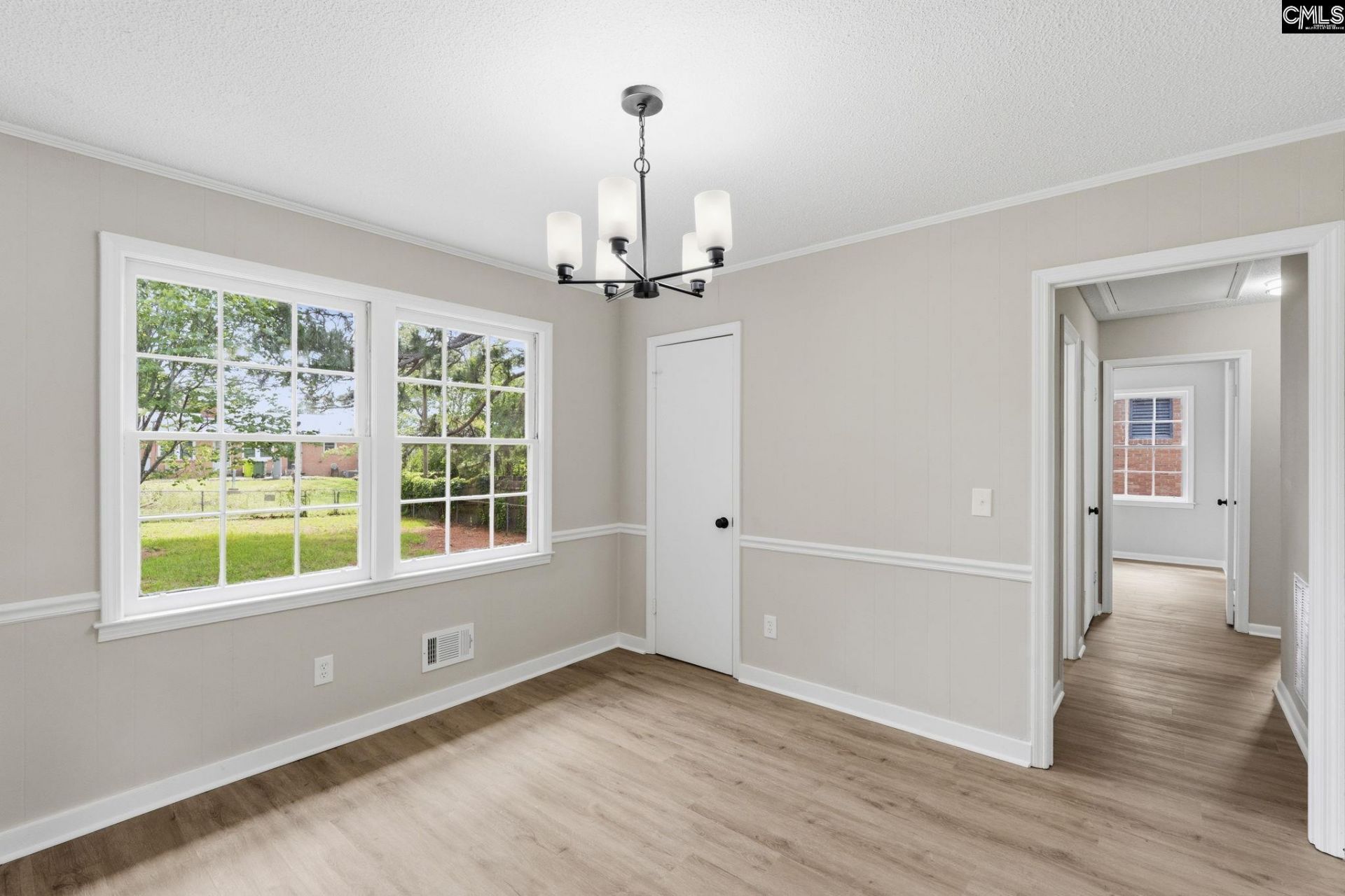 124 Casbel Court  Photo 11