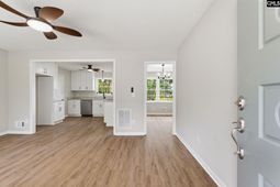 124 Casbel Court  photo 4