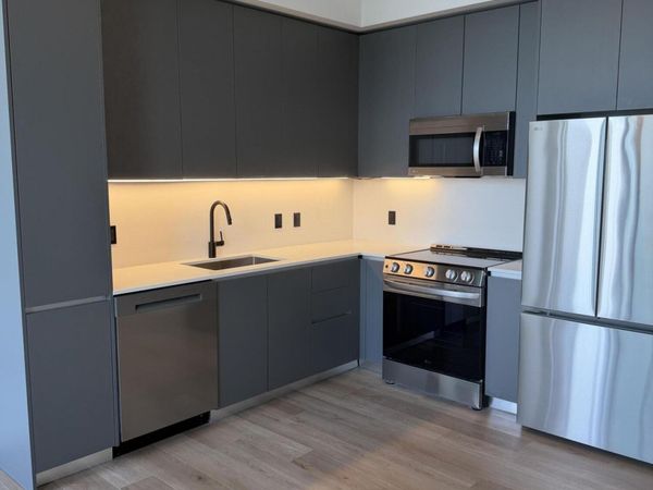 307 SW 5th Street, Unit Ph2811, Fort Lauderdale, FL 33315