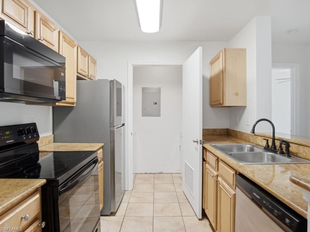 14900 Pleasant Bay Ln , Unit 7104, Naples, FL 34119 Photo