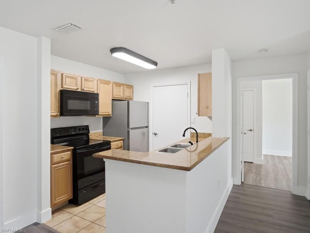 14900 Pleasant Bay Ln , Unit 7104, Naples, FL 34119 Photo