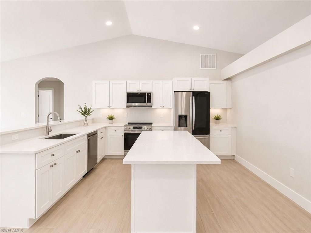 221 NW 29th Pl, Cape Coral, FL 33993 Photo