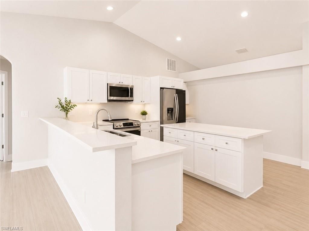 221 NW 29th Pl, Cape Coral, FL 33993 Photo