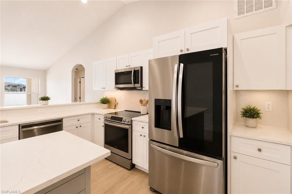 221 NW 29th Pl, Cape Coral, FL 33993 Photo