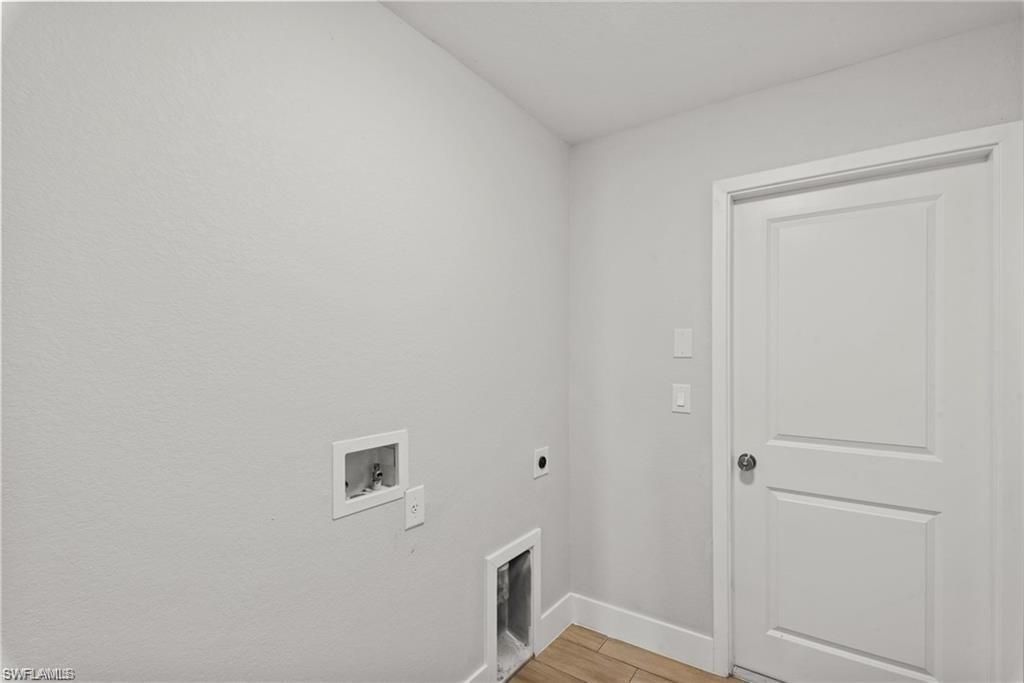 221 NW 29th Pl, Cape Coral, FL 33993 Photo