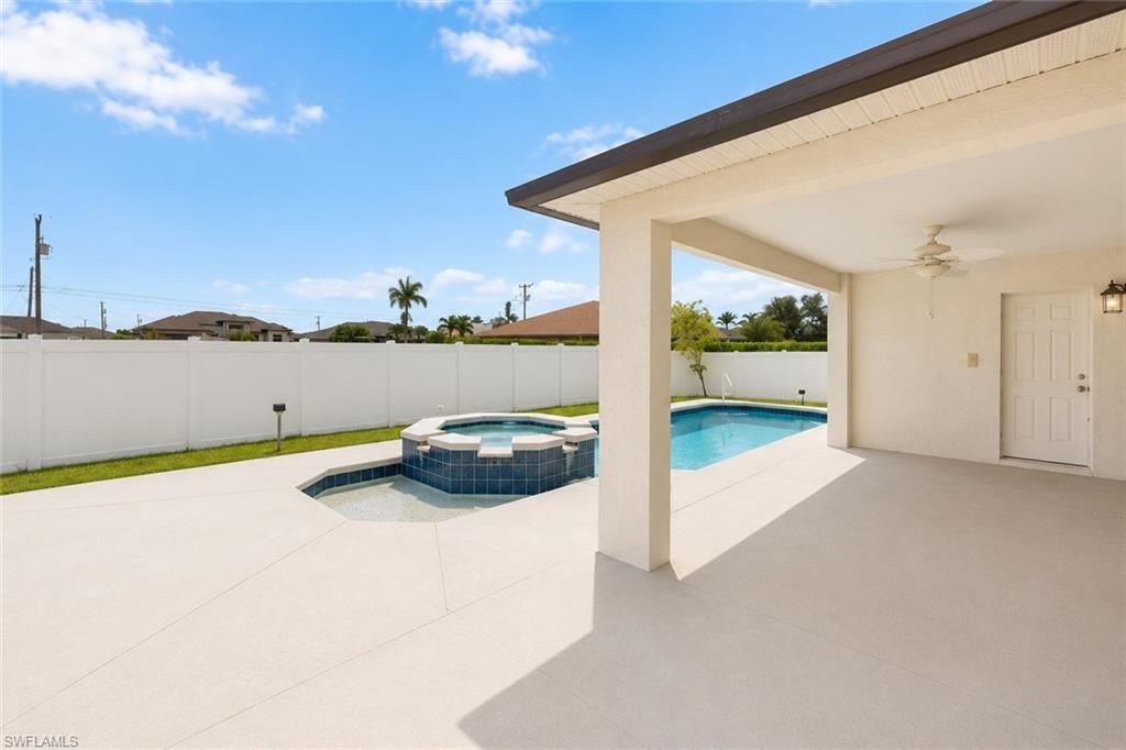 221 NW 29th Pl, Cape Coral, FL 33993 Photo