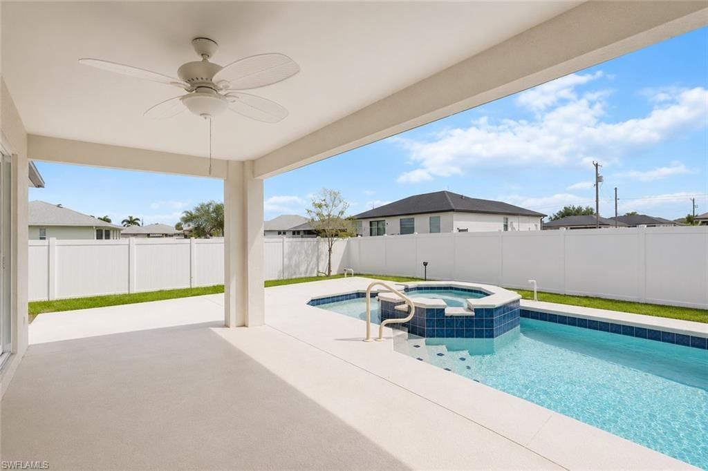 221 NW 29th Pl, Cape Coral, FL 33993 Photo