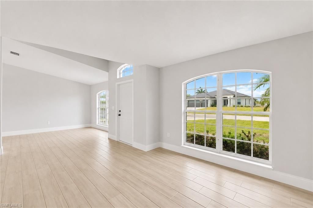 221 NW 29th Pl, Cape Coral, FL 33993 Photo