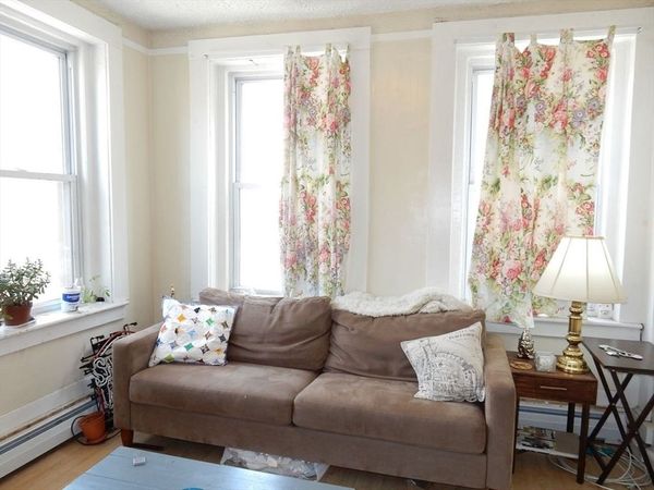 274 Cambridge St, Unit 3, Boston, MA 02114