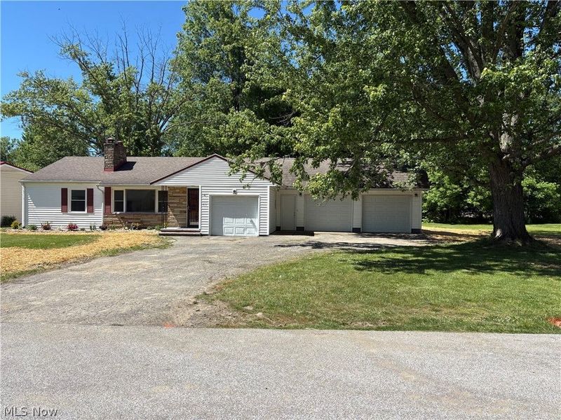 815 S Nearing Circle, Geneva, OH 44041 Photo 6