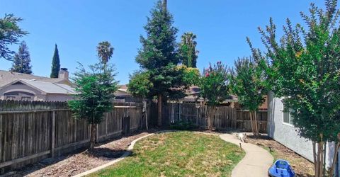 8272 Summer Falls Cir, Sacramento, CA 95828 Photo