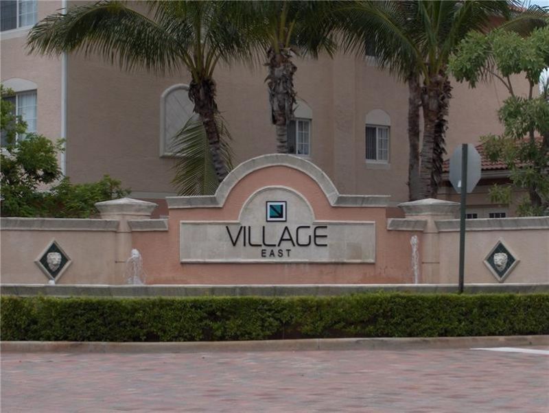 2005 SE 10th Avenue, Unit 406, Fort Lauderdale, FL 33316 Photo