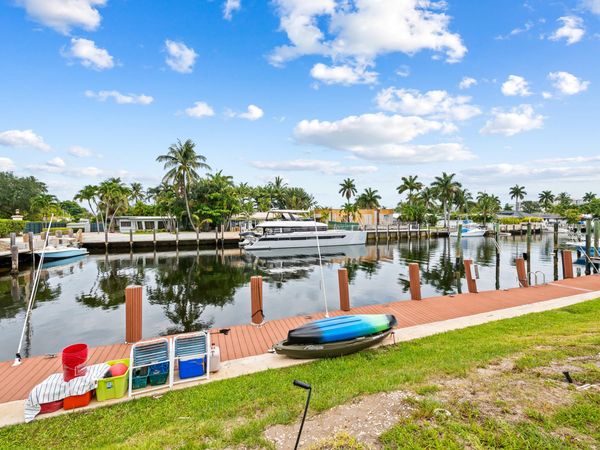 2601 NE 1st Street, Unit 17, Pompano Beach, FL 33062