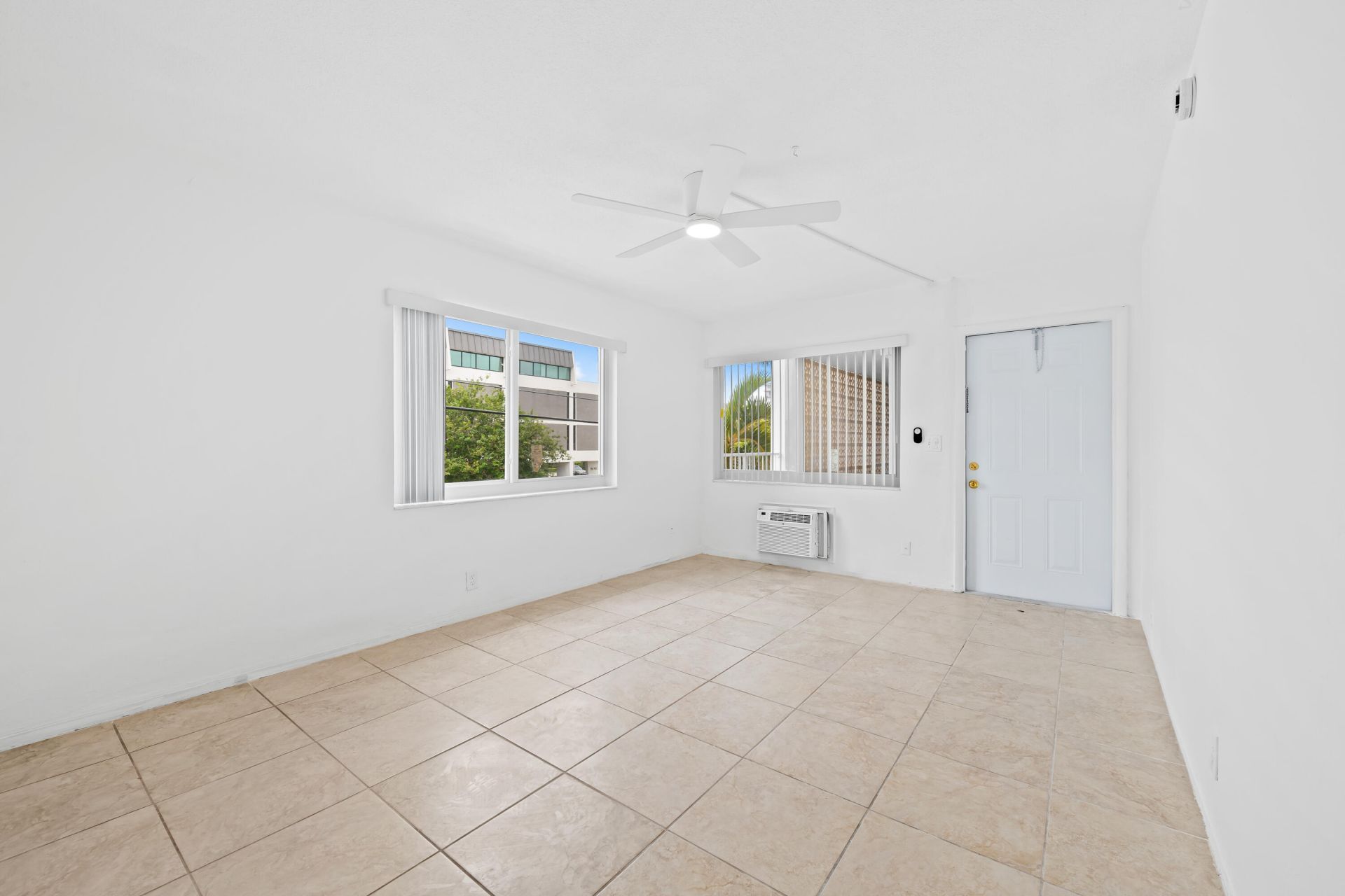 2601 NE 1st Street, Unit 17, Pompano Beach, FL 33062 Photo