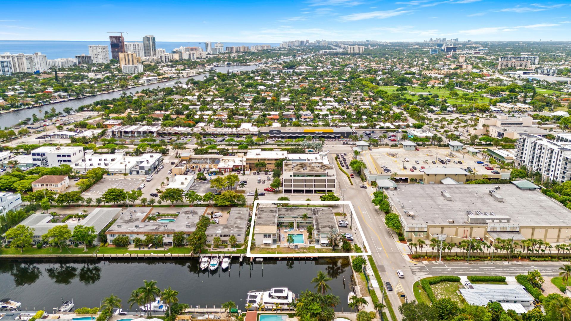 2601 NE 1st Street, Unit 17, Pompano Beach, FL 33062 Photo