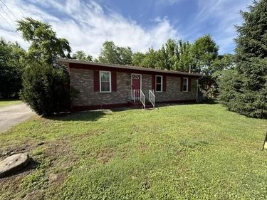 88 Plum Street, Stanton, KY 40380