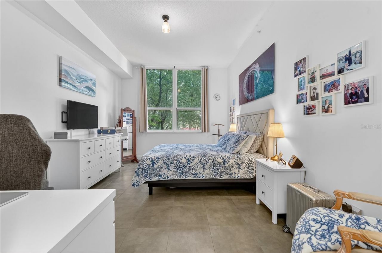 31 SE 5th Street , Unit 203, Miami, FL 33131 Photo