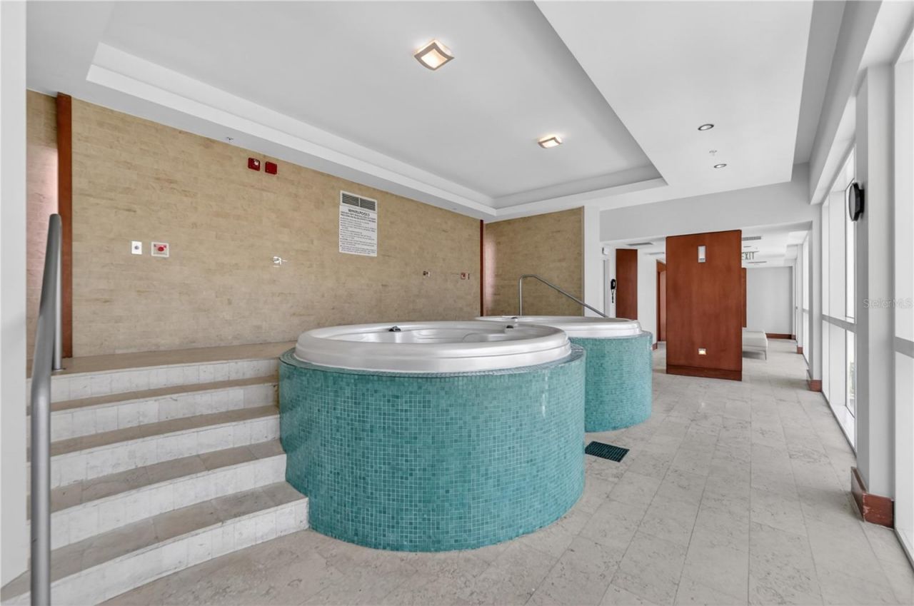 31 SE 5th Street , Unit 203, Miami, FL 33131 Photo