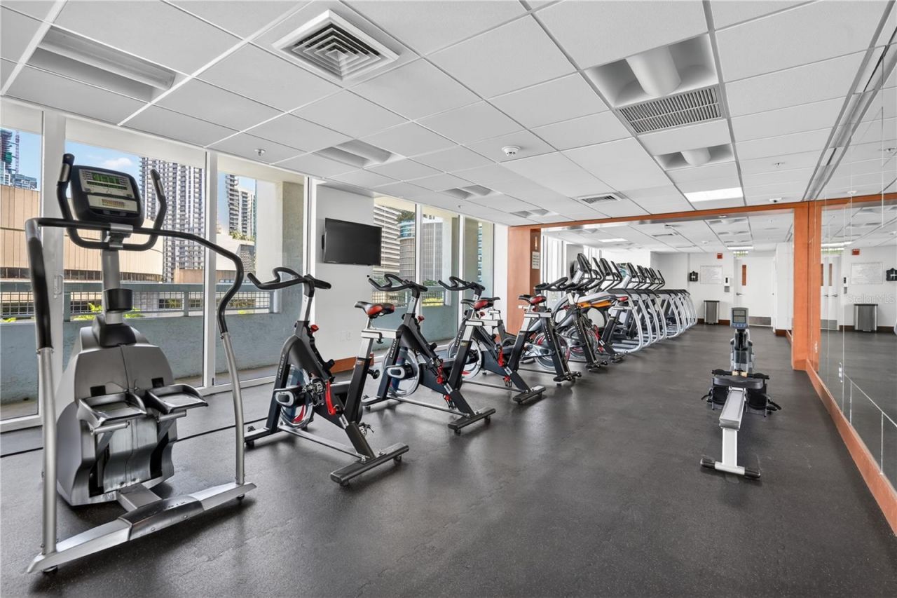 31 SE 5th Street , Unit 203, Miami, FL 33131 Photo