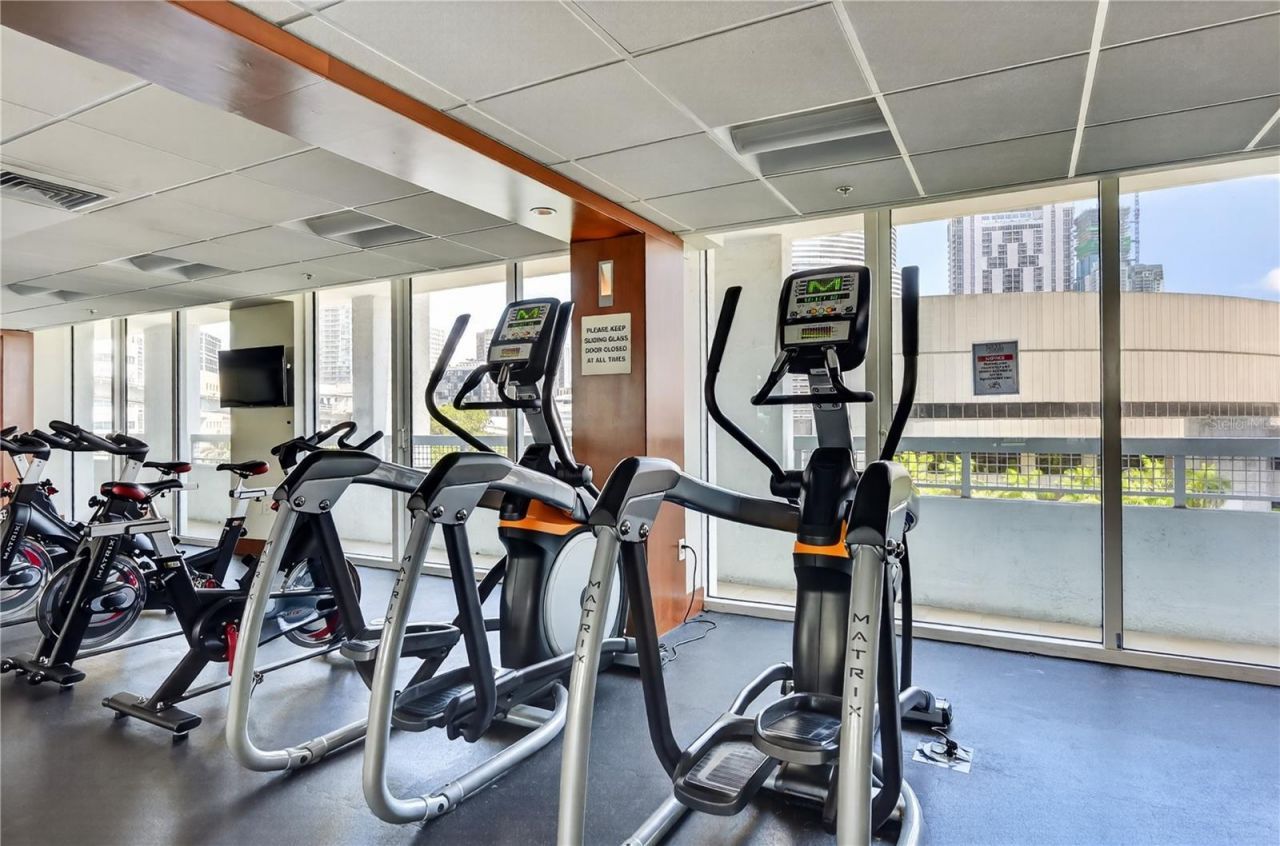 31 SE 5th Street , Unit 203, Miami, FL 33131 Photo