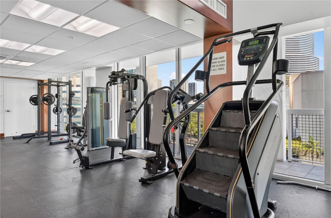 31 SE 5th Street , Unit 203, Miami, FL 33131 Photo