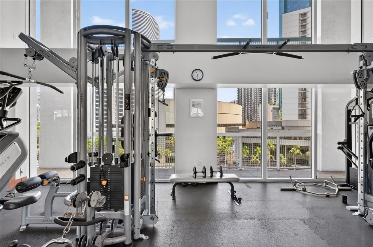 31 SE 5th Street , Unit 203, Miami, FL 33131 Photo