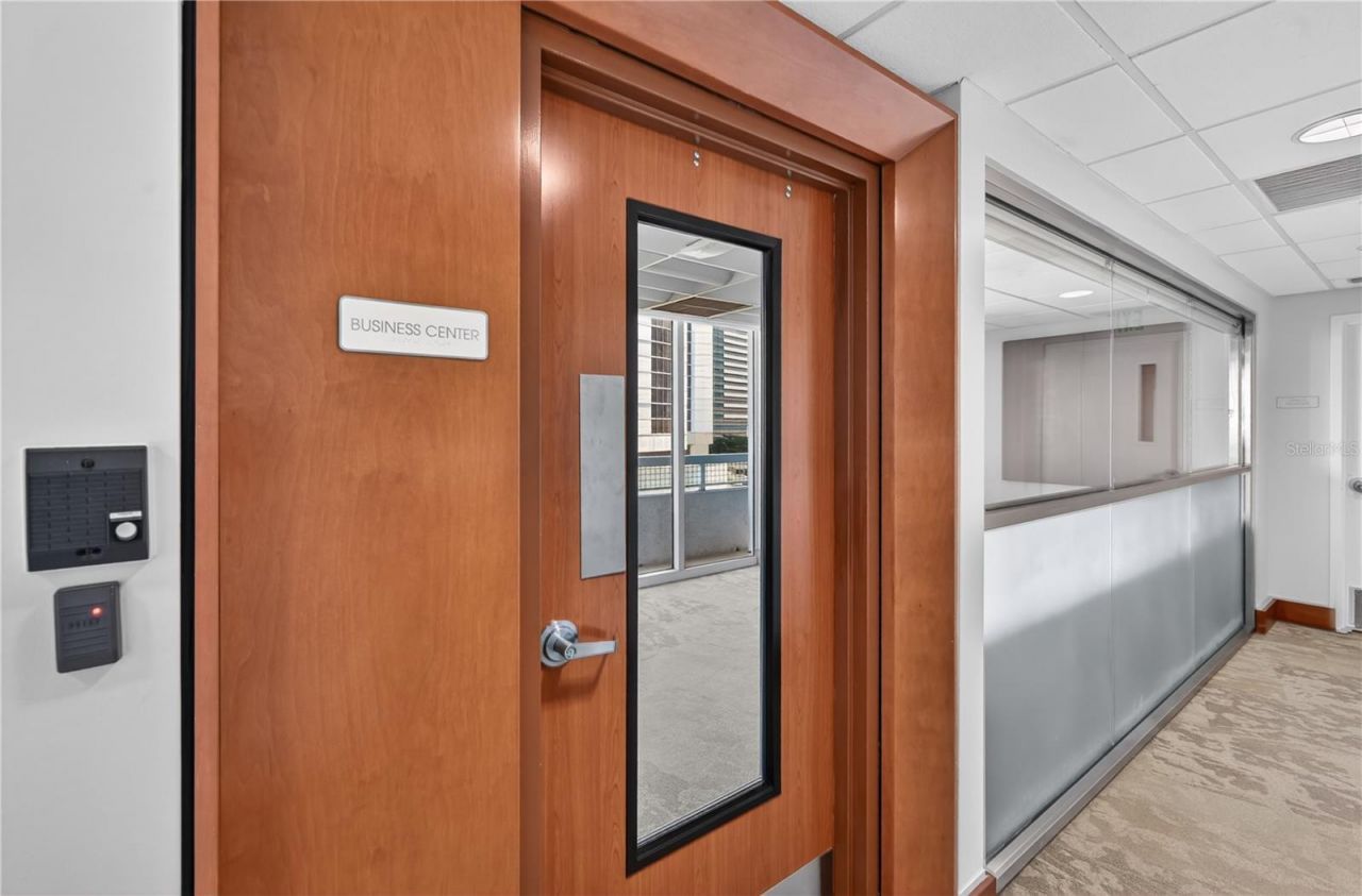 31 SE 5th Street , Unit 203, Miami, FL 33131 Photo