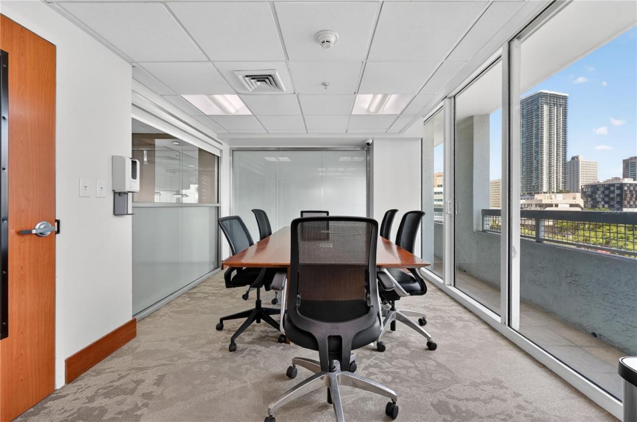 31 SE 5th Street , Unit 203, Miami, FL 33131 Photo