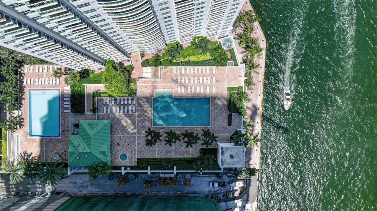 31 SE 5th Street , Unit 203, Miami, FL 33131 Photo