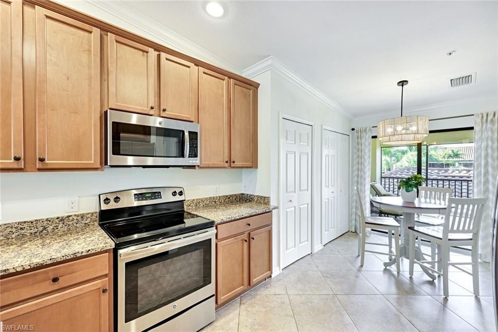 9509 Avellino Way, Unit 1822, Naples, FL 34113 Photo