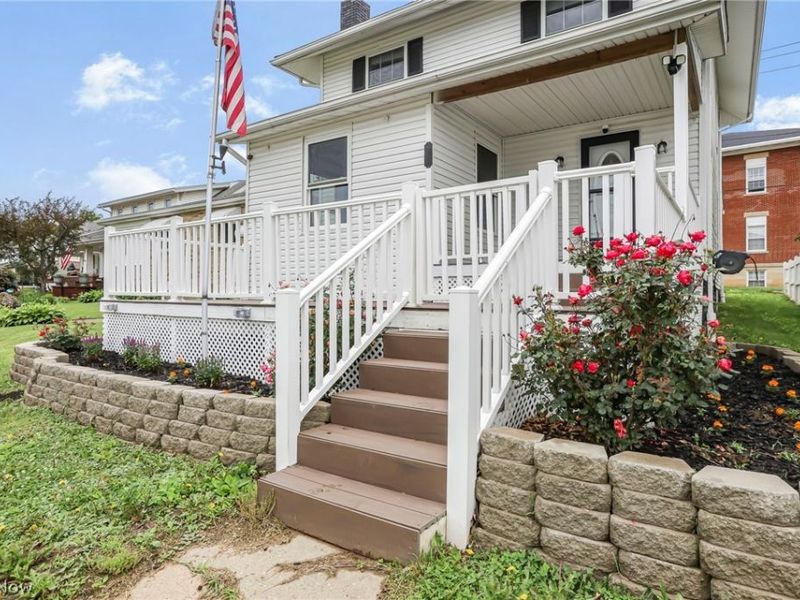 608 Clark Street, Cambridge, OH 43725 Photo 2