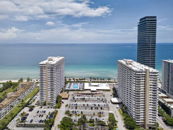 1950 S Ocean Drive, Unit 10b, Hallandale Beach, FL 33009