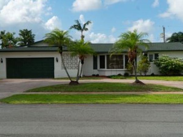 5541 SW 7th Street, Plantation, FL 33317
