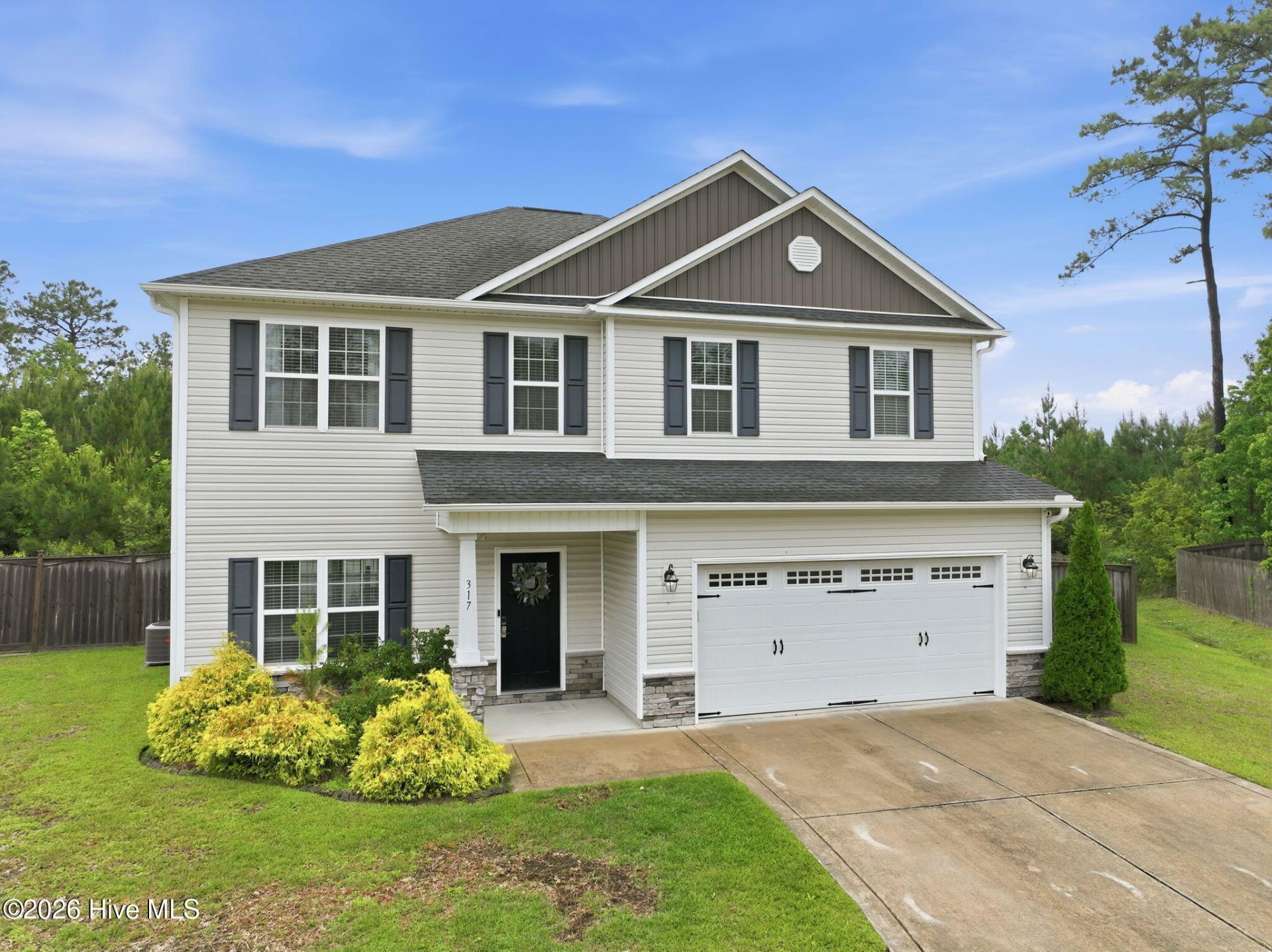 317 Little Egret Lane, Swansboro, NC 28584 Main Photo