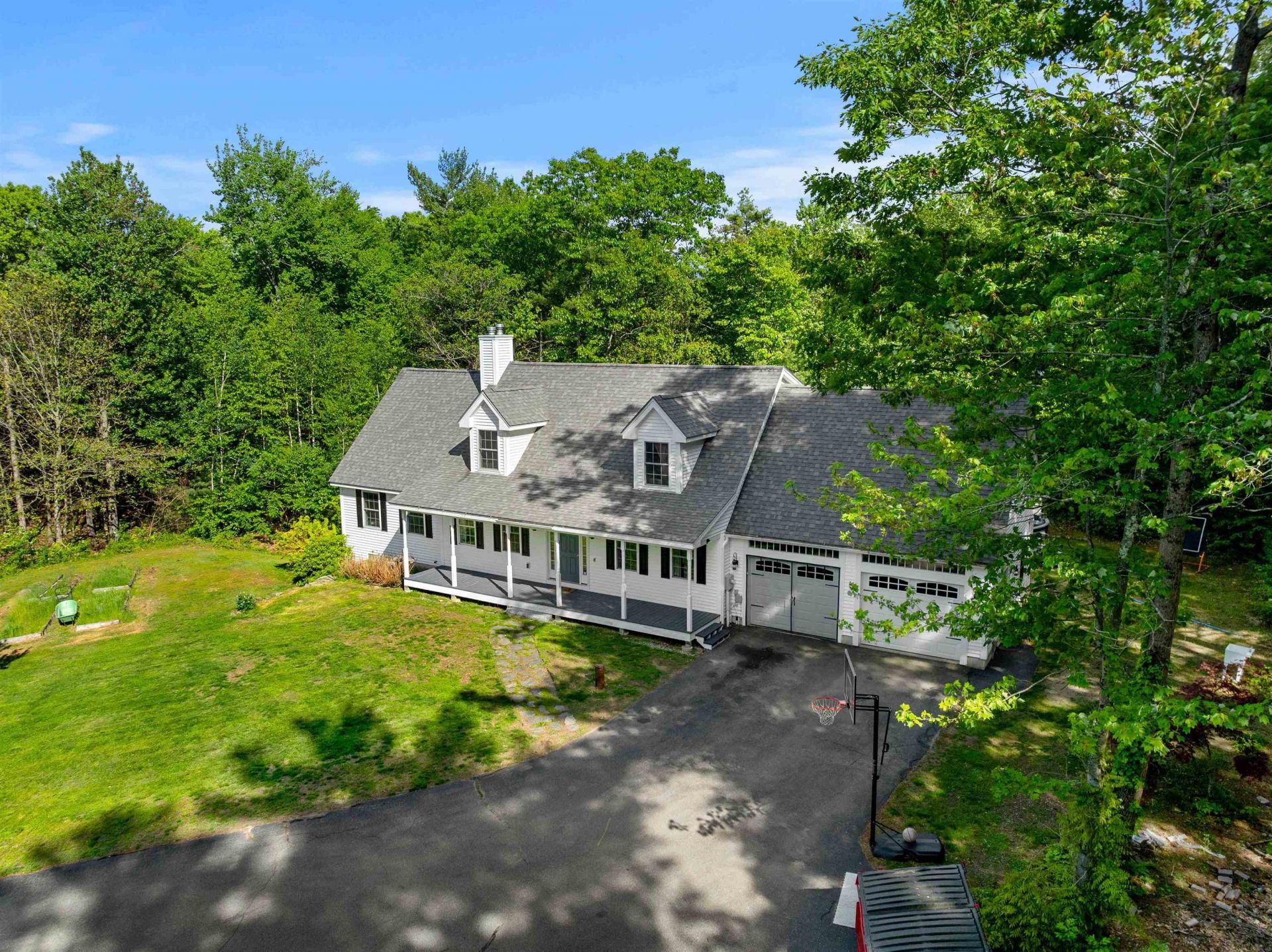137 Hearthside Drive, Barrington, NH 03825 Main Photo