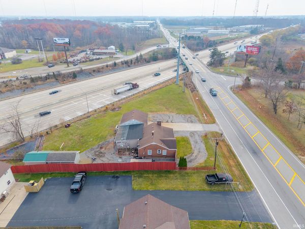 4422 Hillegas Road, Fort Wayne, IN 46818