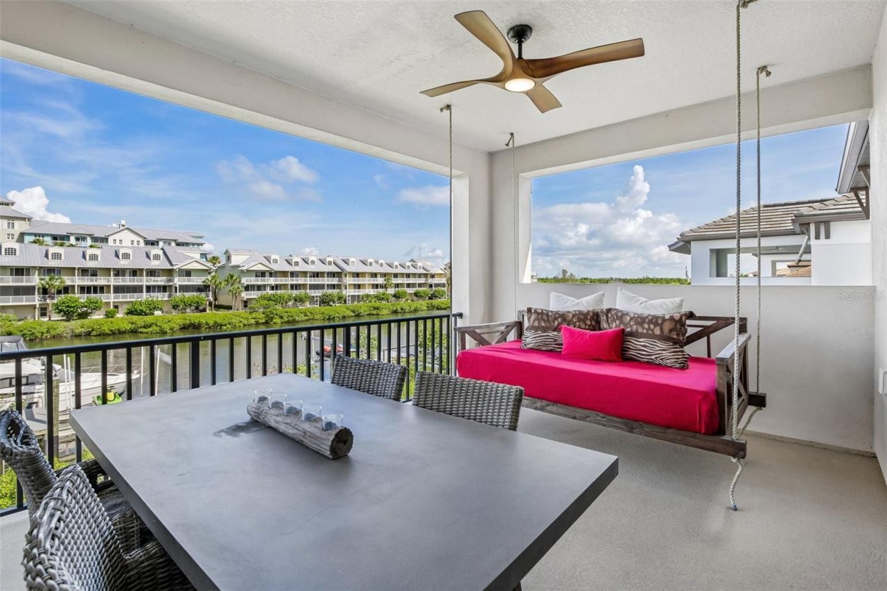 3110 Christophers Watch Lane, Ruskin, FL 33570 Photo