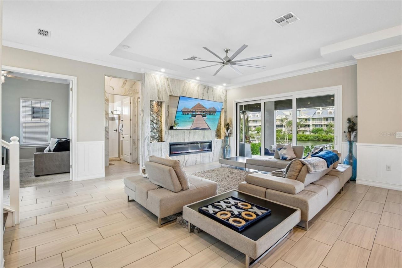 3110 Christophers Watch Lane, Ruskin, FL 33570 Photo