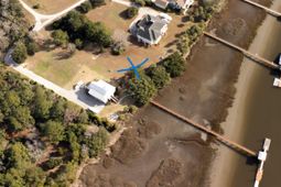 171 Bennett Island Dr. photo 4