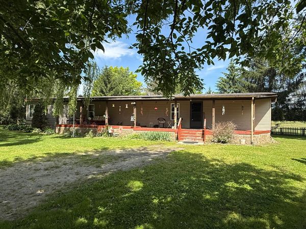 215 W Mound Street , Sabina, OH 45169