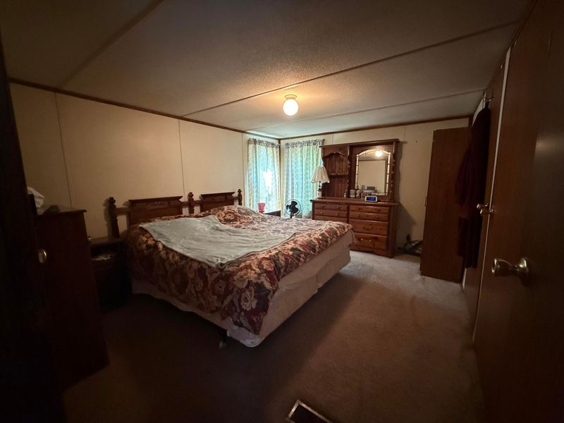 215 W Mound Street , Sabina, OH 45169 Photo 16